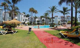 Beachside apartment for sale in beachfront complex, New Golden Mile, Marbella - Estepona 9