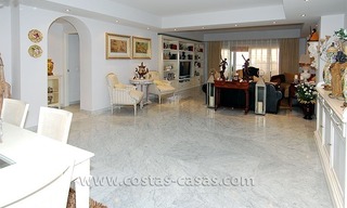 Beachside apartment for sale in Puerto Banus – Marbella 4