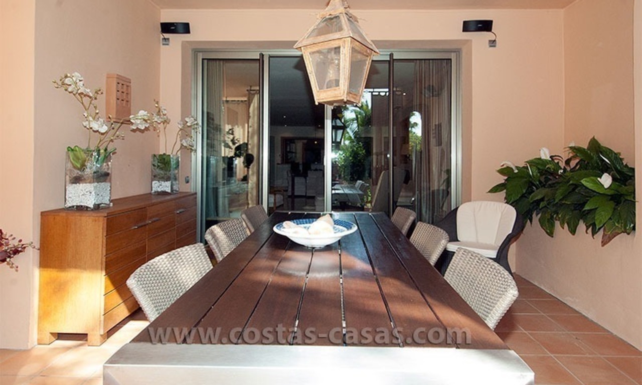 Exclusive luxury apartment to buy on the Golden Mile in Marbella 2