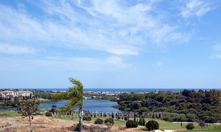Modern andalusian style villa for sale, golf resort, New Golden Mile, between Marbella, Benahavis - Estepona 30