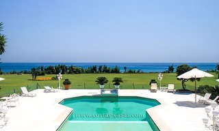 First line beach villa for sale in Marbella 1