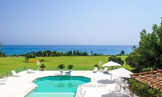 First line beach villa for sale in Marbella 7