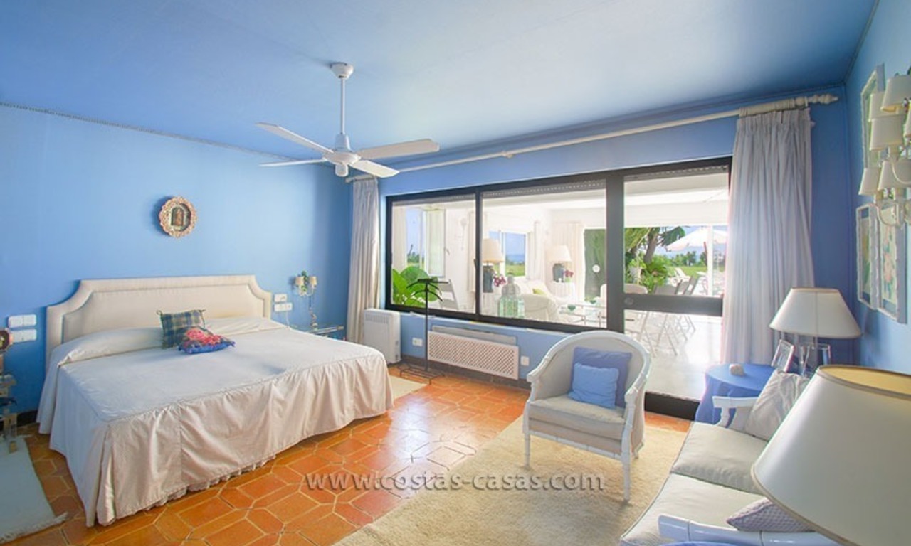 First line beach villa for sale in Marbella 12