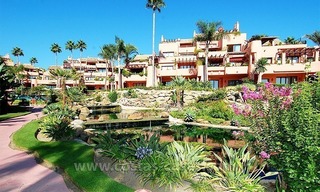 For holiday rent: Luxury frontline beach apartment, first line beach complex, New Golden Mile, Marbella - Estepona, Costa del Sol 21