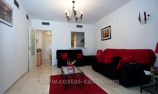 Mere Steps from the Beach. For sale: Apartment just west of Puerto Banús, Marbella 3