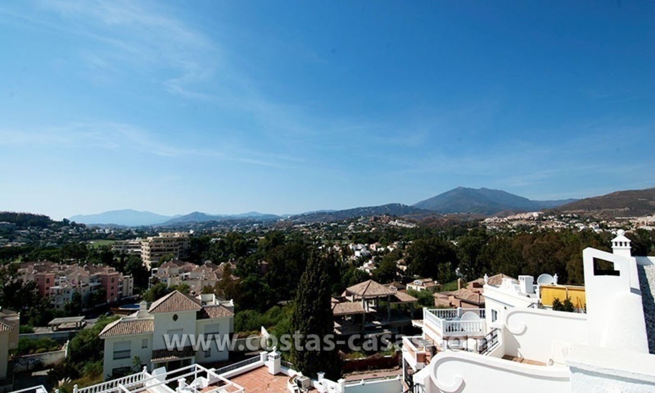 Townhouse for Sale in Nueva Andalucía - Marbella 5