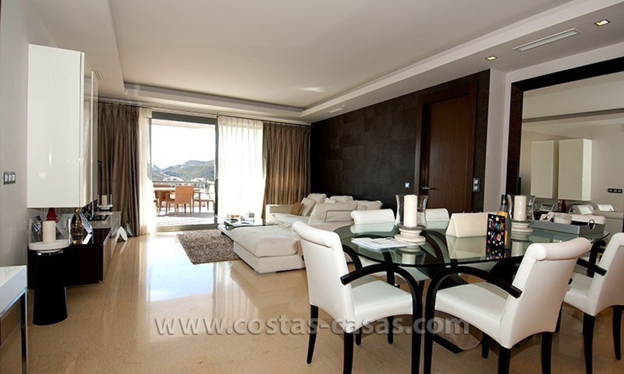 Contemporary, Luxury Golf Apartment for sale in Marbella - Benahavis 5