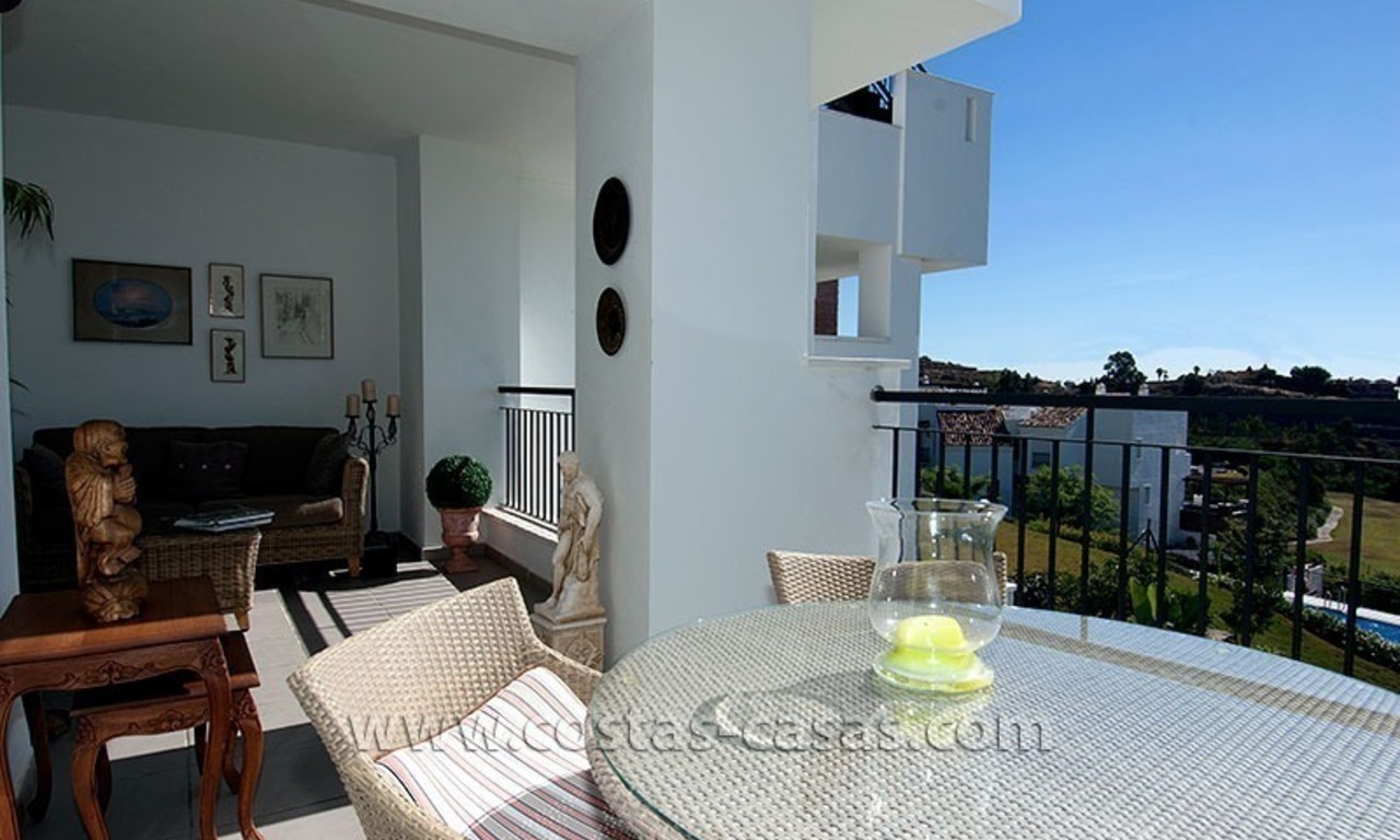For Sale in the Marbella – Benahavís: First-Line Golf Apartment 4