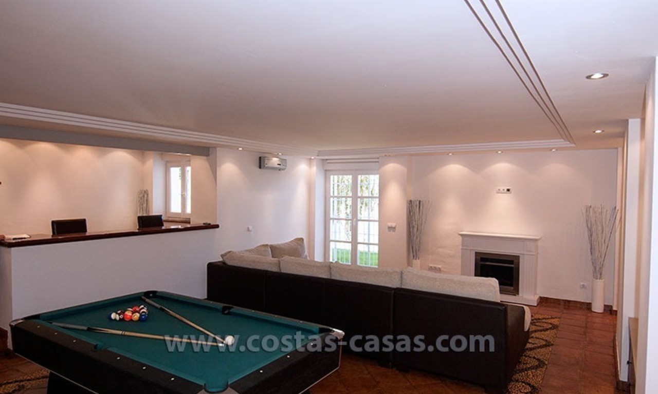 For Sale: Well-Appointed, Spacious and Fully-Renovated Villa in Marbella city 30