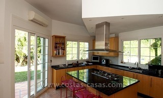 For Sale: Large, Well-Kept Villa in Marbella – Estepona 15