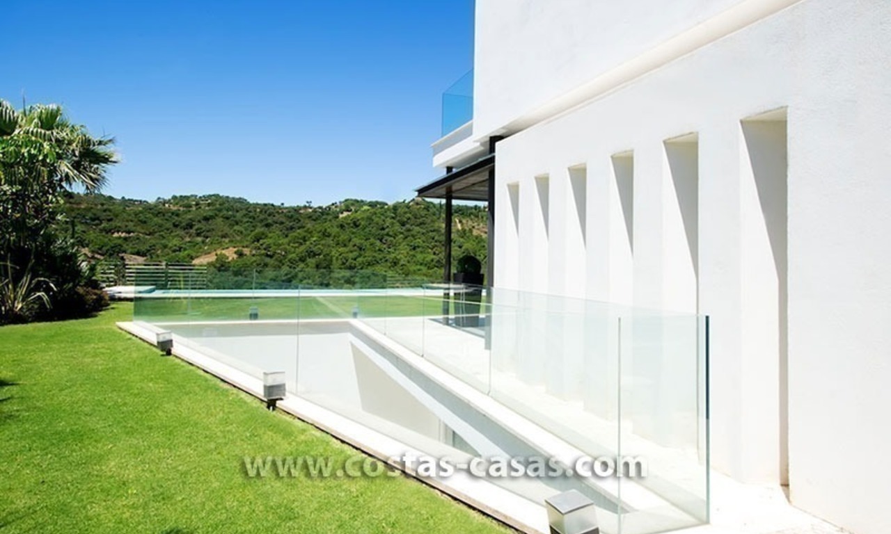 For Sale: Unique, Ultra-Modern, Brand-New Villa / Mansion in Benahavís 3