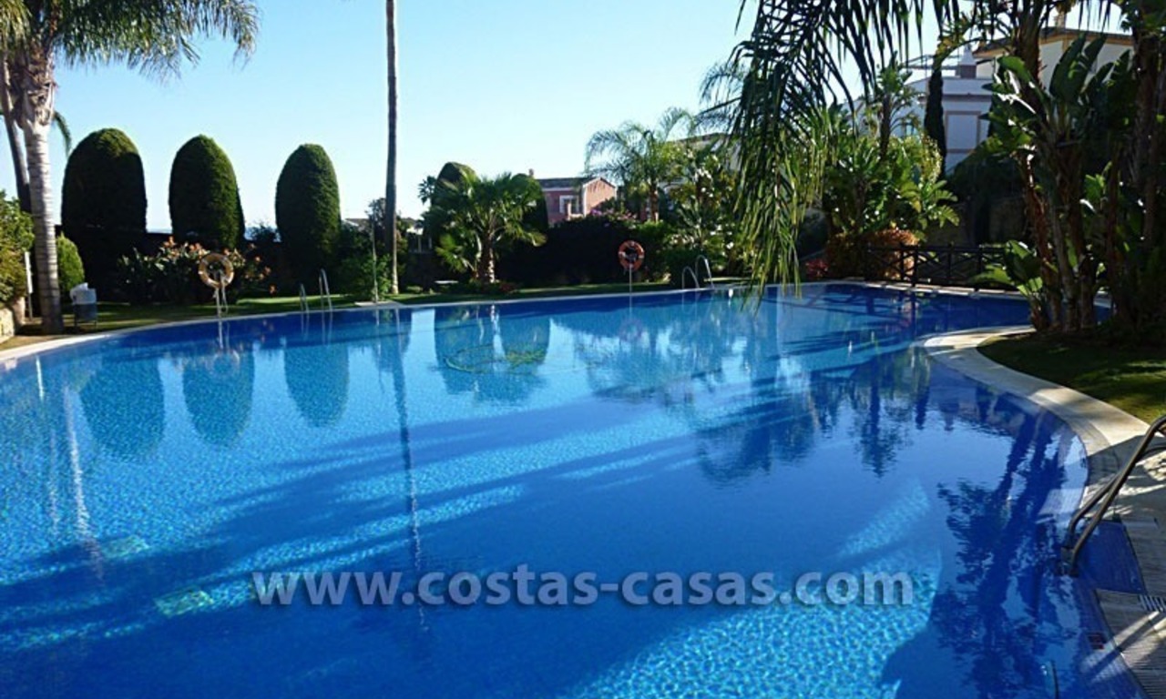 For Sale: Spacious Duplex Penthouse in Nueva Andalucía – Marbella 19