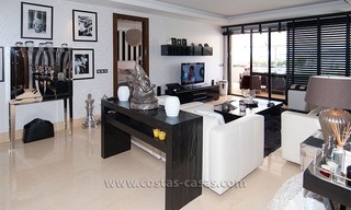 For Sale in the Marbella – Benahavís Area: Contemporary, Luxury Golf Apartment 4