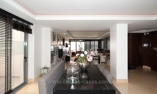 For Sale in the Marbella – Benahavís Area: Contemporary, Luxury Golf Apartment 7