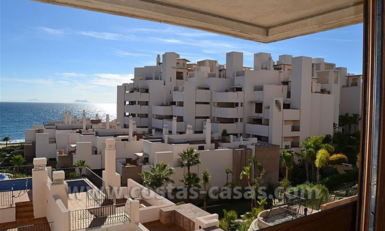 Modern Frontline Beach Apartments and Penthouse for sale on the New Golden Mile, Marbella – Estepona 5