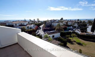 For Sale: Apartment close to Puerto Banús in Nueva Andalucía, Marbella 2