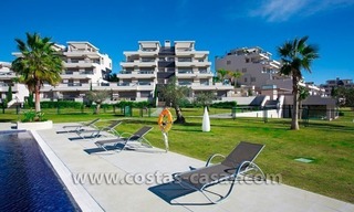For Holiday Rent in the Marbella – Benahavís Area: Contemporary, Luxury Golf Apartment 23