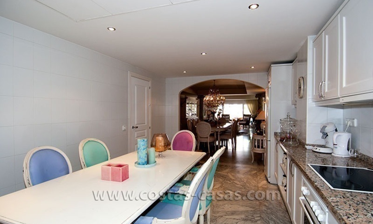 For Sale: Exclusive Apartment at Playas del Duque – Beachfront Estate in Puerto Banús, Marbella 9