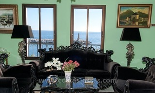 For sale: Seafront Corner Apartment in Puerto Banús, Marbella 12