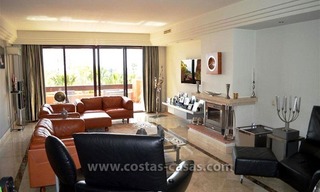 For Sale: Luxury Penthouse near Puerto Banús – Marbella 11