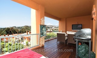 Opportunity! Luxury apartment for sale, with sea view, frontline golf complex in Marbella - Benahavis 4