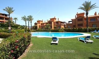Opportunity! Luxury apartment for sale, with sea view, frontline golf complex in Marbella - Benahavis 12