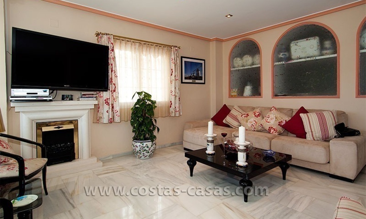 For Sale: Spacious Luxury Apartment nearby Puerto Banús, Marbella 7