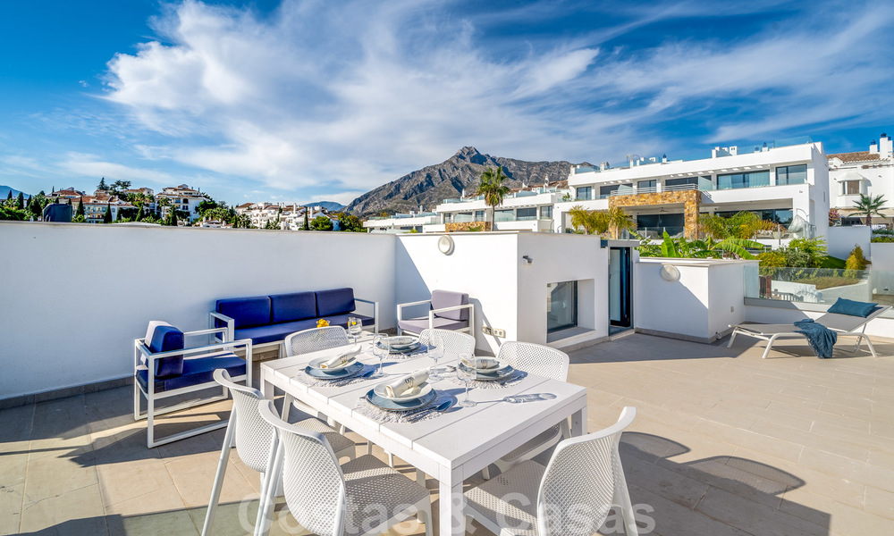 Beautiful new modern townhouse for sale on the Golden Mile, Marbella. Last unit. Key ready. 28567