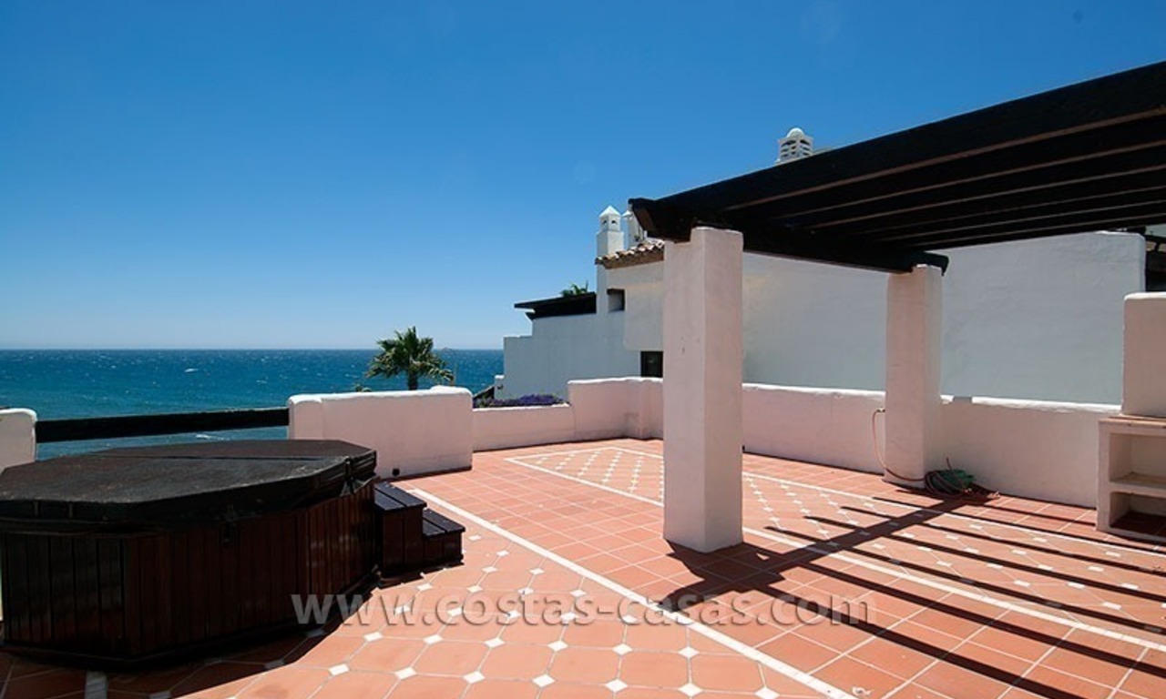 For Sale: Spacious Penthouse First Line Beach in Puerto Banús, Marbella 19