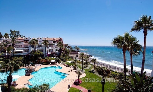 For Sale: Spacious Penthouse First Line Beach in Puerto Banús, Marbella 