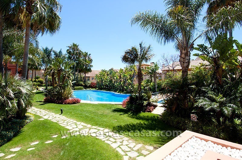 For sale: Beachside apartment next to Puerto Banus – Marbella