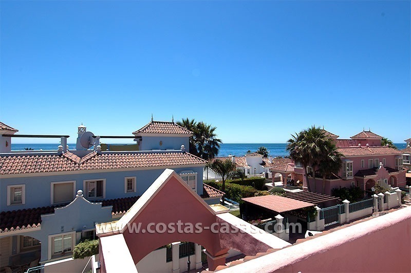 For Sale: Beachfront Villa in Puerto Banús next to San Pedro de Alcántara, Marbella