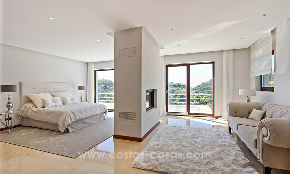 Contemporary style villa for sale in La Zagaleta between Benahavís and Marbella 22712