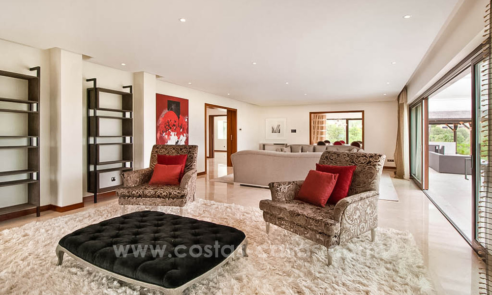 Contemporary style villa for sale in La Zagaleta between Benahavís and Marbella 22721