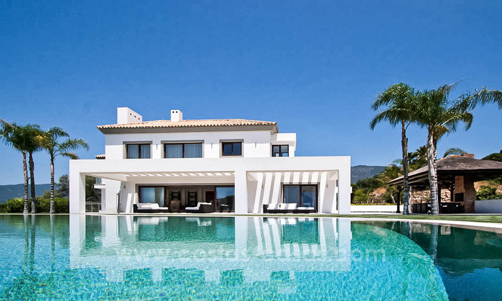 Contemporary style villa for sale in La Zagaleta between Benahavís and Marbella 22728