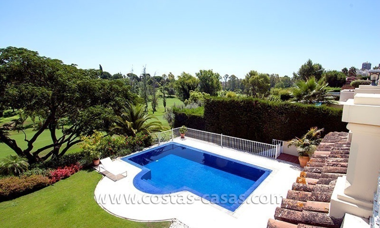 For Sale: Frontline golf villa in Nueva Andalucía, Marbella 3