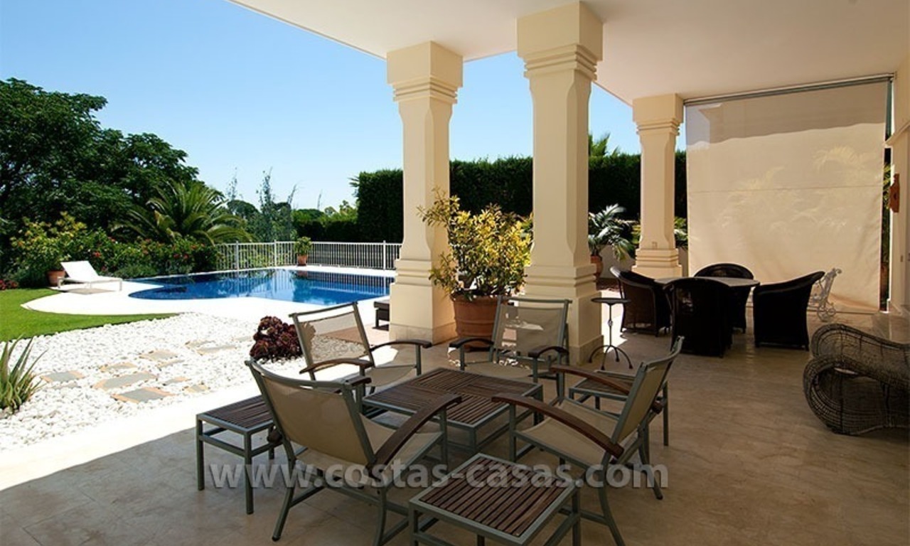 For Sale: Frontline golf villa in Nueva Andalucía, Marbella 38
