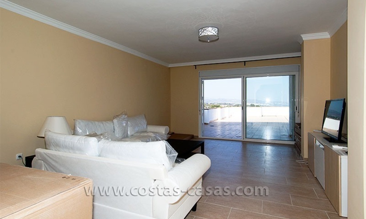 For Sale: Perfectly Located Penthouse Apartment near Puerto Banús, Marbella 5