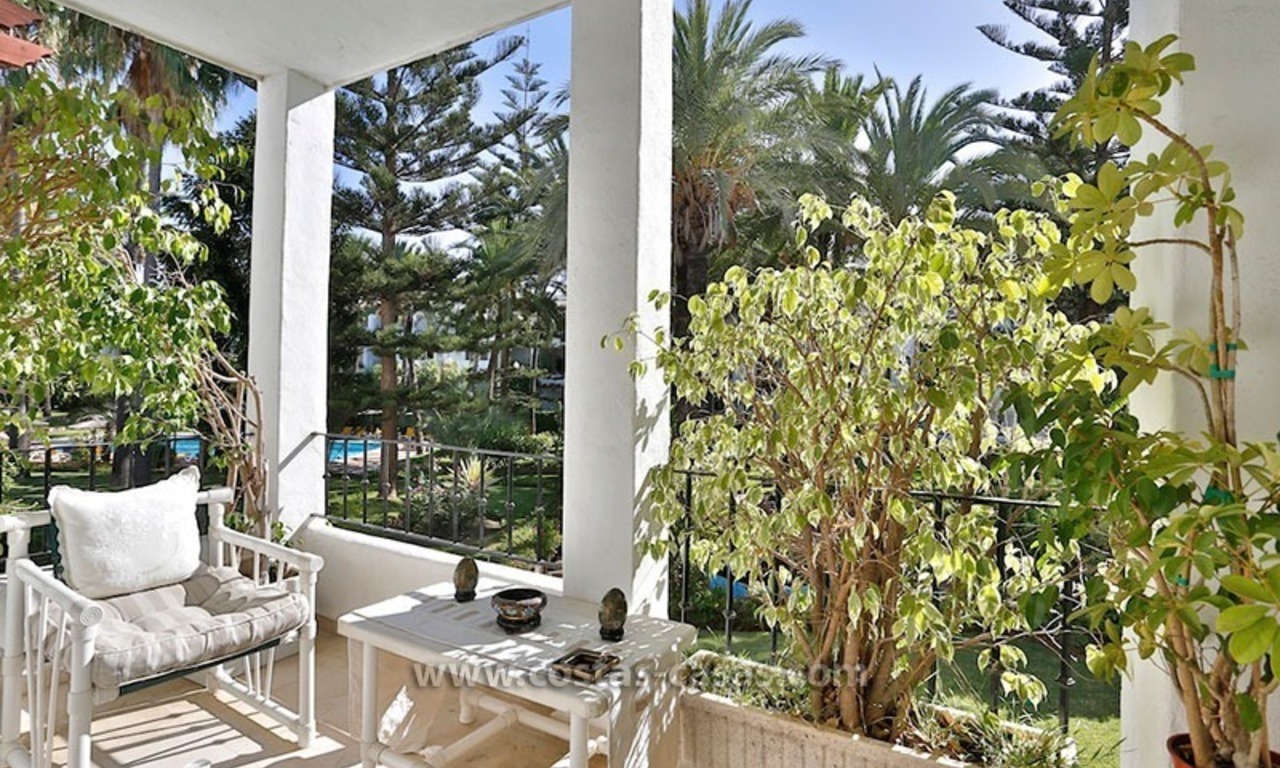 For Sale: Frontline Beach Apartment in San Pedro de Alcántara, Marbella 2