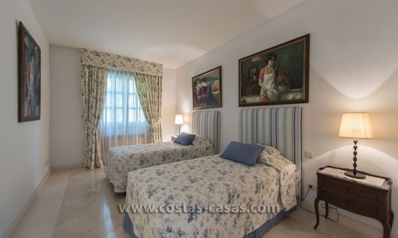 For Sale: Luxury Golf Villa in Benahavís – Marbella 9