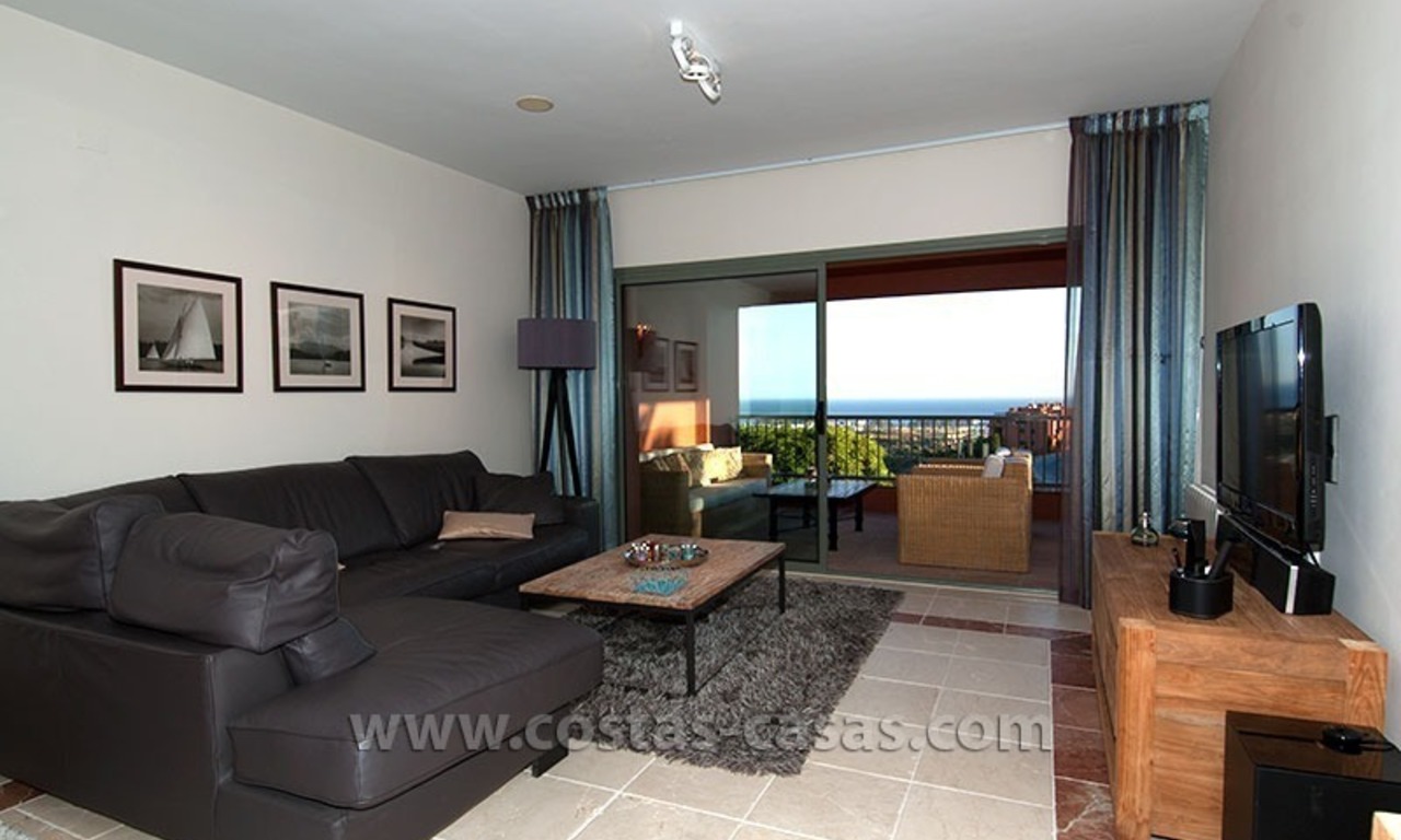 For sale: Luxury Apartment at Golf Resort in between Marbella, Benahavís and Estepona 6