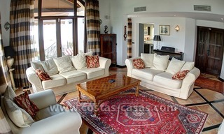 For Sale: Classic Villa at Country Club in Benahavís, Marbella 10