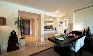 For Sale: Contemporary Luxury First-line Golf Apartment in the Marbella – Benahavís – Estepona Triangle 7