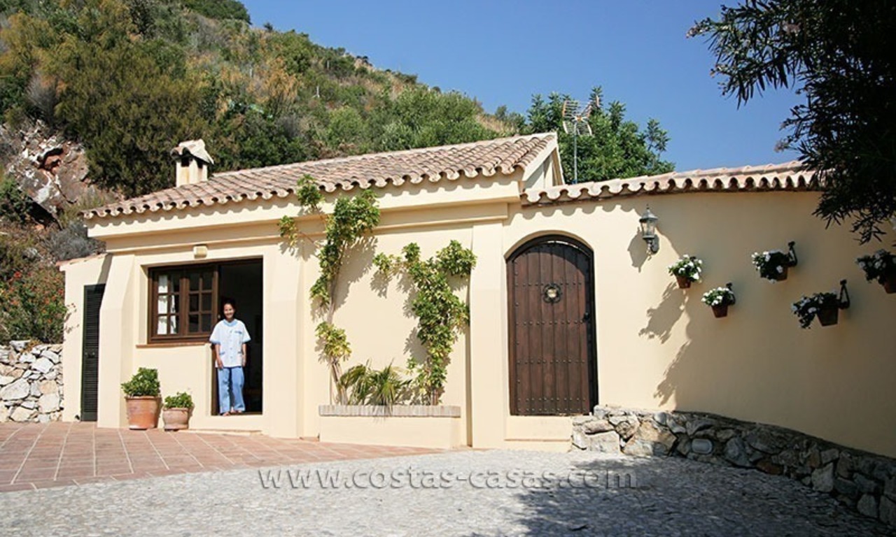 For Sale: Uniquely Located Villa on Huge Plot in Benahavís – Marbella 24