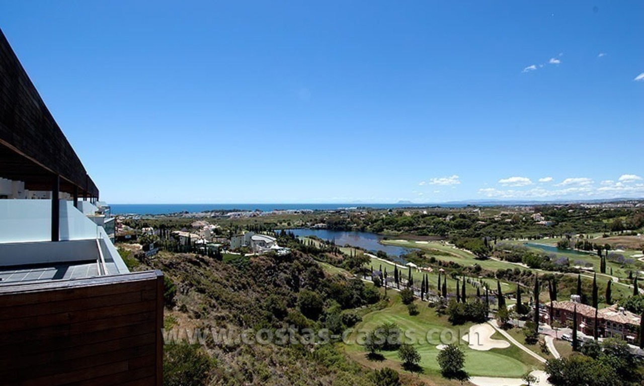 For Holiday Rent: Brand New Modern Luxury Apartment with Fabulous Sea Views, Golf Resort, between Marbella and Estepona 3