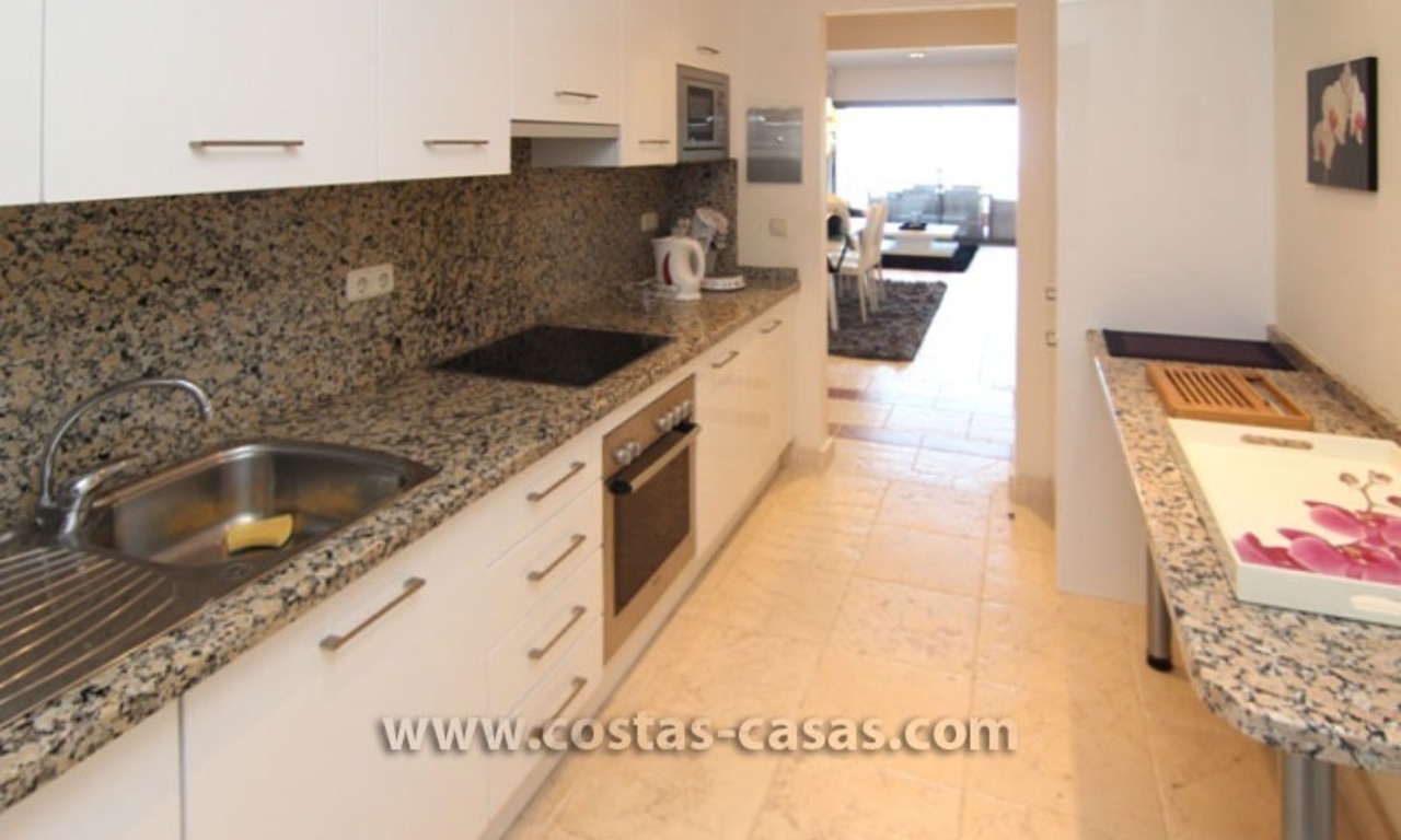 For Sale: Excellent Apartment at Golf Resort in Benahavís – Marbella 10