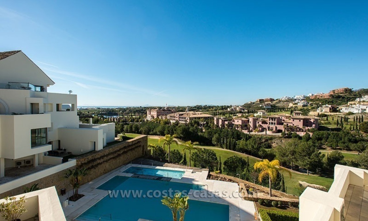 For Sale: Modern Apartment at Golf Resort in Benahavís – Marbella 0