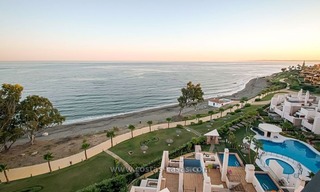 Resale: Exclusive Beachfront Modern Penthouse, New Golden Mile, Marbella – Estepona 22