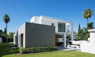 For Sale: Large Contemporary Villa in Nueva Andalucía, Marbella 2