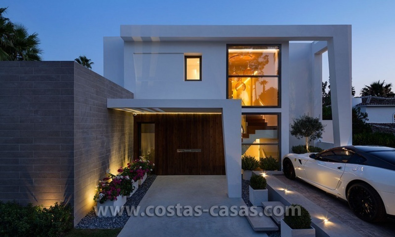 For Sale: Large Contemporary Villa in Nueva Andalucía, Marbella 3